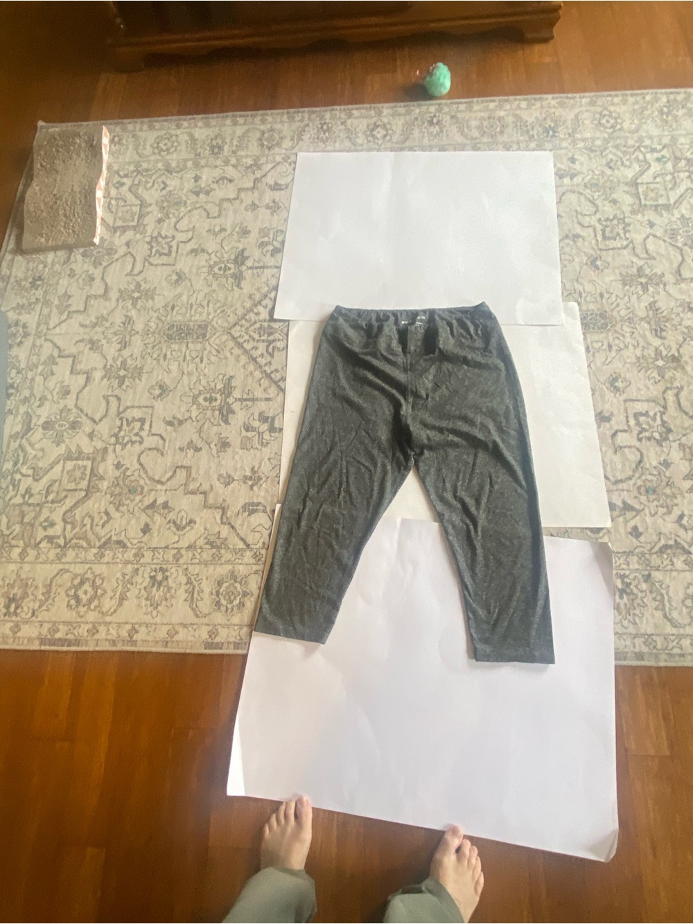 Moral Society Women’s Size 3X Gray Athletic Jogger Pants